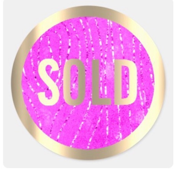 Sold - Picture 1 of 7